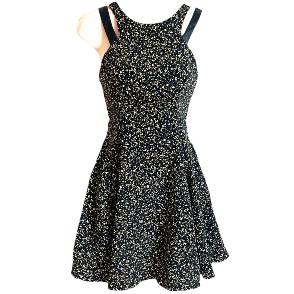 BCBGeneration Fit & Flare Scoop Neck Patterned Mini Skater Dress Size 0 Multi